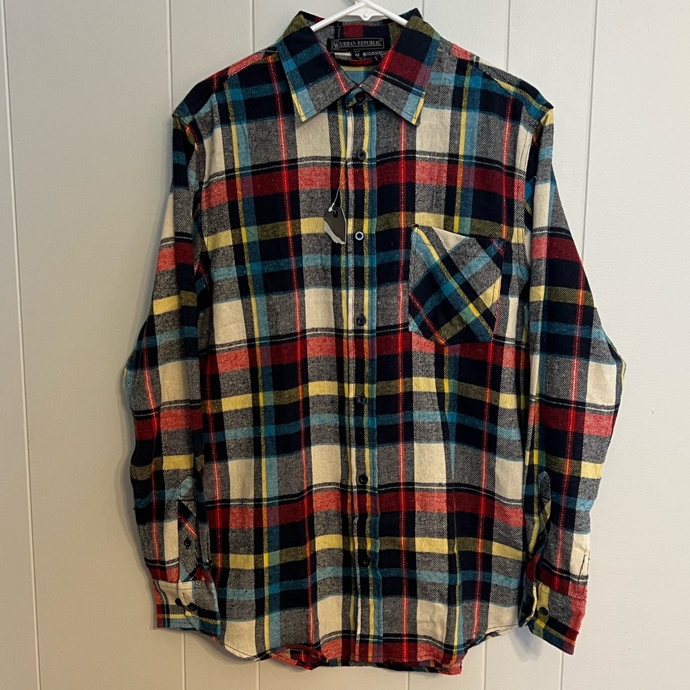 Urban Republic flannel size M NWT